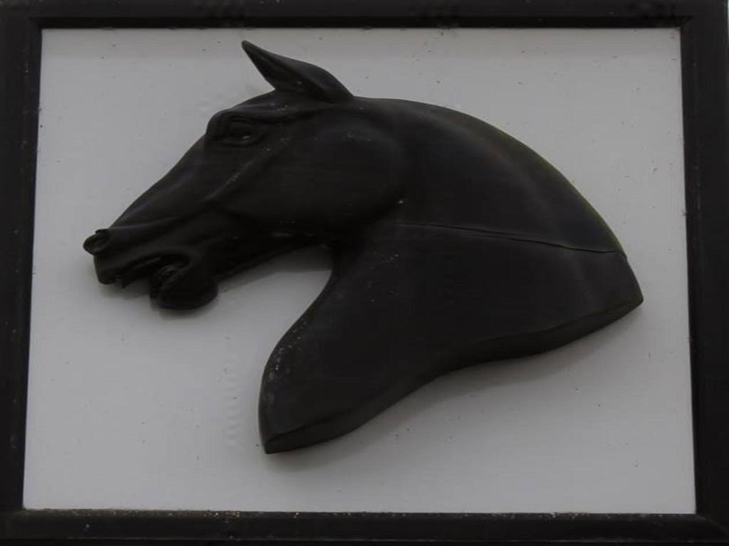 The Black Horse Fulmer Exteriör bild